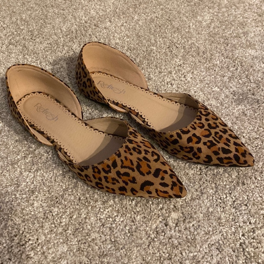 Leopard print flats